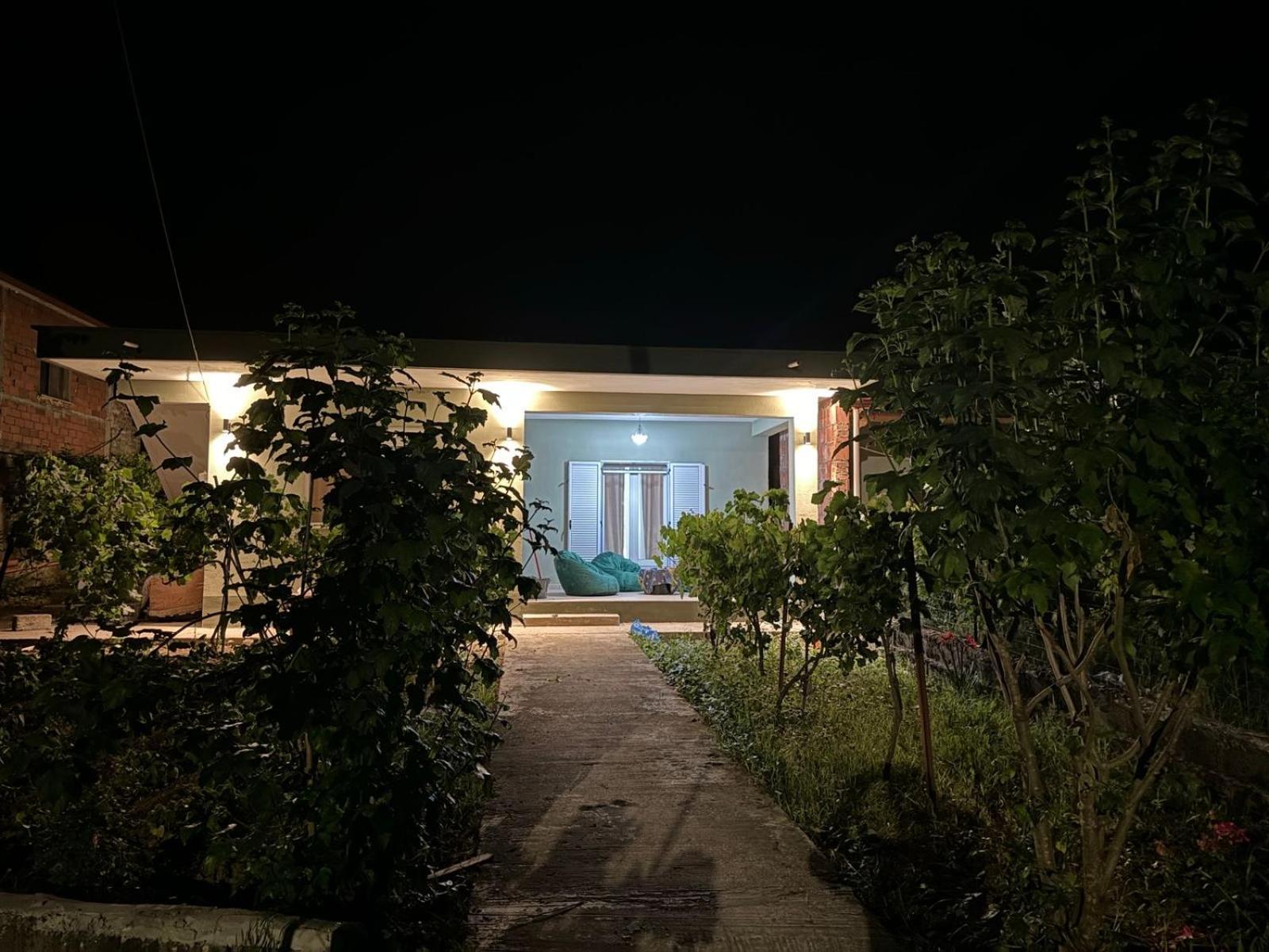 Hébergement de vacances House *